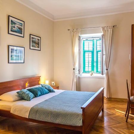 Apartman Natalia Tivat Ngoại thất bức ảnh